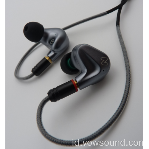 Armature Banlance Hibrida dengan Earphone In-ear Dinamis